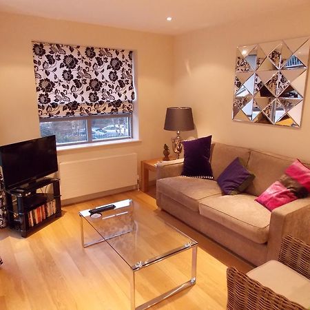 Violet Bank Apartment New Town Единбург Номер фото